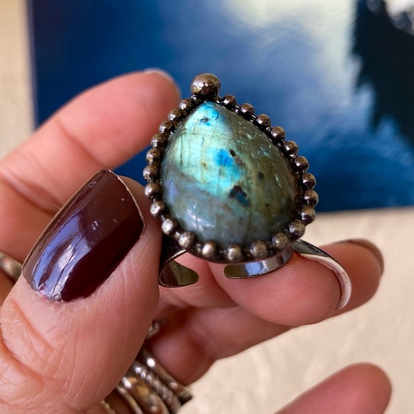 Natural Blue green iridescent flash labradorite gemstone adjustable ring - Picture 15 of 15